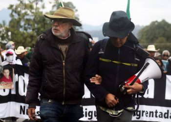 Caminata de Sicilia y LeBarón llega a la CDMX