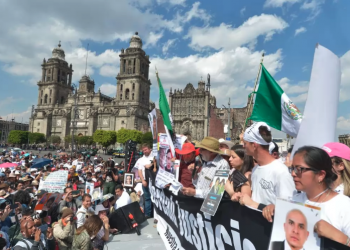 ‘Marcha por la Paz’ llega al Zócalo tras 4 días de caminata