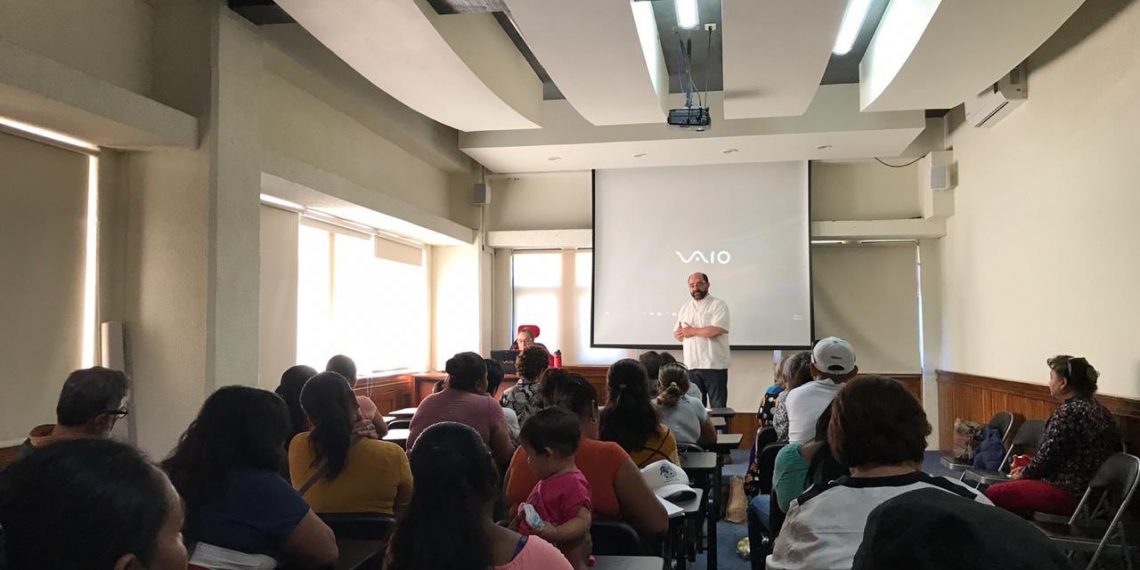 En Chilpancingo con familiares de víctimas de violaciones a DH