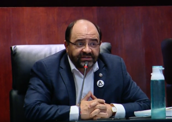 No he recibido respuesta de la #Jucopo para integrarme a las comisiones