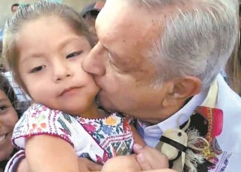 Pese a coronavirus siguen sin comprar medicamentos