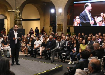 Serénese, presidente: Álvarez Icaza