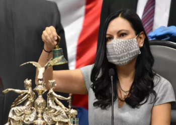 Diputados aprueban reforma para realizar compras directas de medicamentos en el extranjero