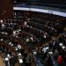 Alistan senadores queja en la Corte por medicinas