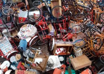 Decomisan 140 triciclos en Polanco y los arrumban para ser destruidos