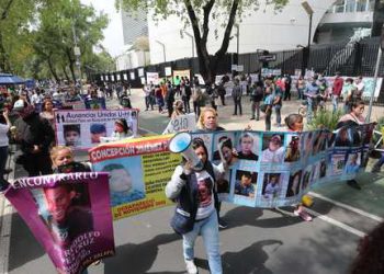 Oposición ofrece hacer todo para frenar extinción de fideicomisos