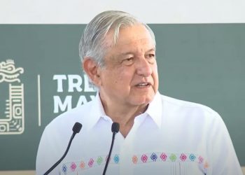 Administración de tramos del Tren Maya y aeropuertos estarán a cargo del Ejército: AMLO