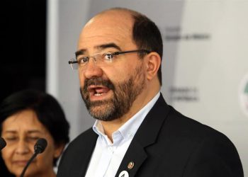 Debe Ejército dar información sobre 43