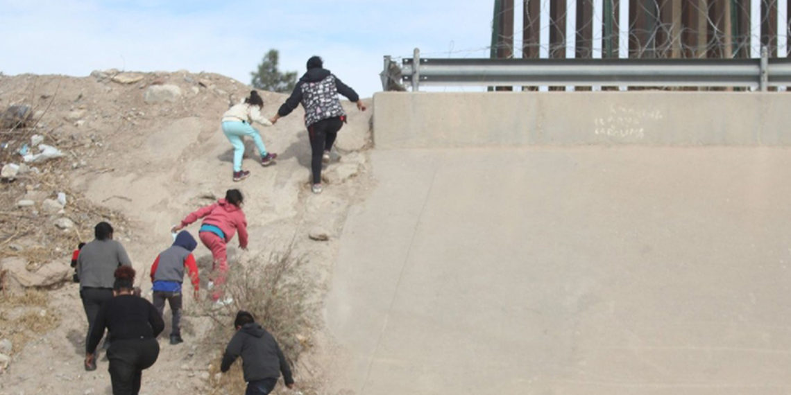 Máximo histórico: EU detuvo a más de 180 mil migrantes en la frontera con México en mayo