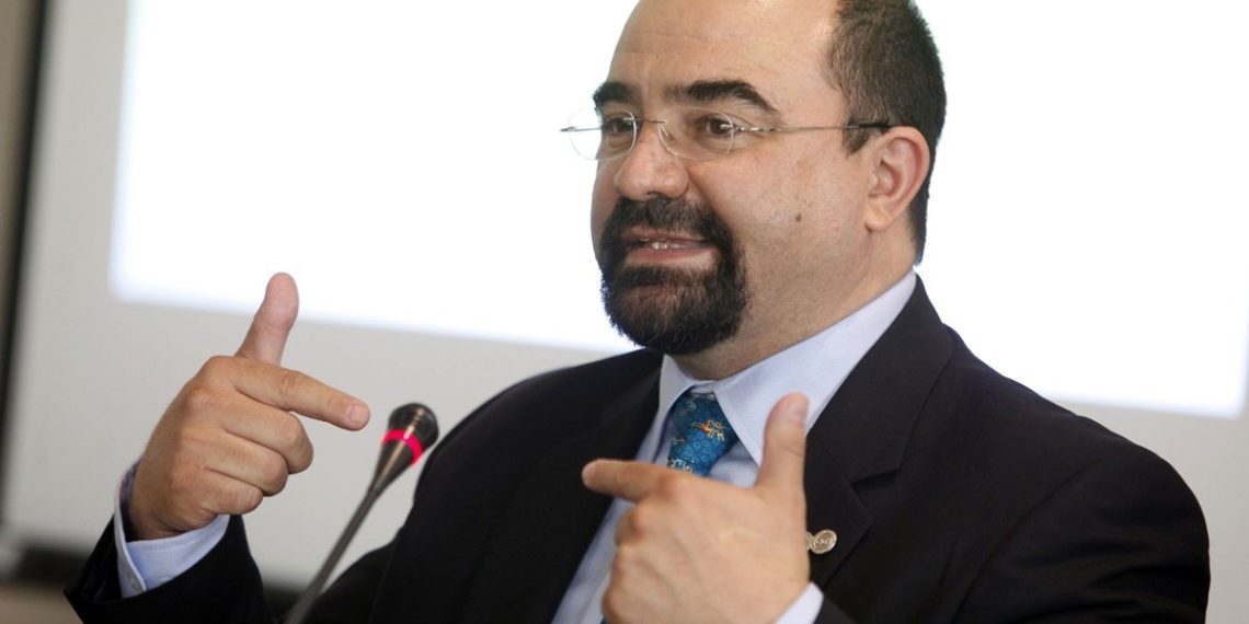 Álvarez Icaza presentará denuncia por caso Pegasus