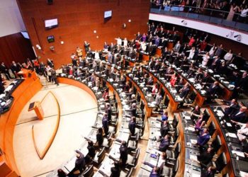 Cinco senadores del PAN, Morena, PT y sin partido van por bancada independiente