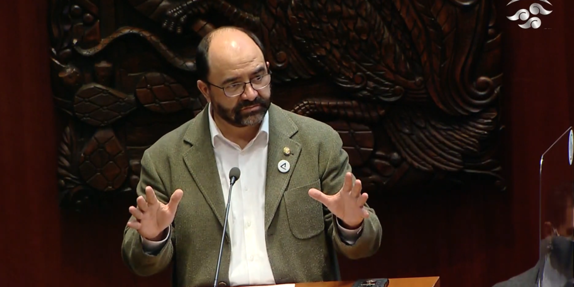 Hago un llamado a respaldar la entrega del reconocimiento “Elvia Carrillo Puerto” para Laura Martínez y Dafne Cuevas, como una manera de apoyar las luchas de las mujeres