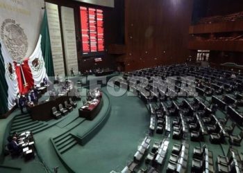 Difieren reforma eléctrica para el 2022