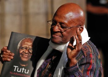 Sudáfrica da la última despedida a Desmond Tutu, el héroe de la lucha contra el apartheid