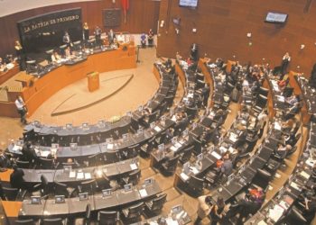 Tribunal ordena al Senado incluir a los legisladores independientes en las comisiones