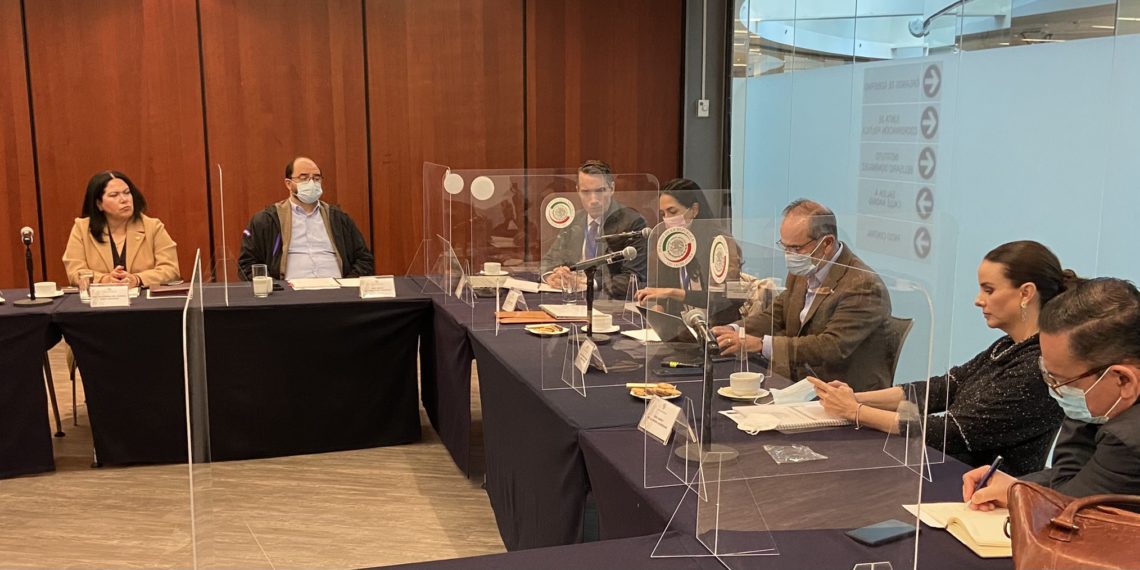 Mesa de trabajo sobre #ReformaEléctrica.