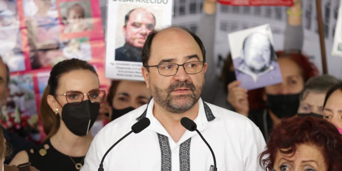 En nombre del Grupo Plural, el Senador Álvarez Icaza Longoria presenta iniciativas de ley para crear Secretaría de Derechos Humanos y la Ley Nacional de Víctimas. 