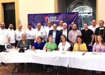 Instala Frente Cívico Nacional comité en NL