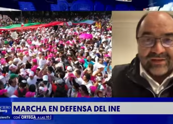 Salir a defender al INE es un hecho histórico