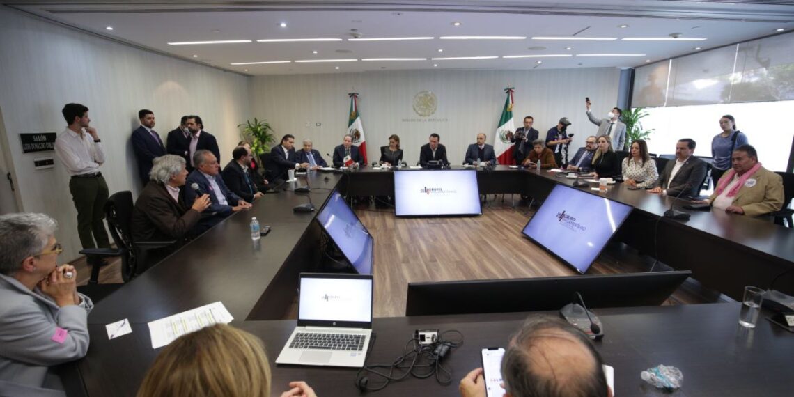 Representación ciudadana dialoga con Senadores para ratificar el carácter regresivo y autoritario del #Plan