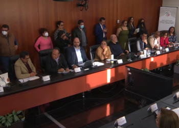 PLAN B: Reunión de las comisiones unidas de Gobernación y de Estudios Legislativos Segunda