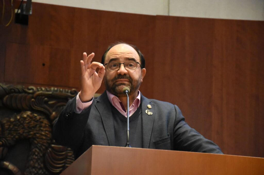 El Senador Independiente y Coordinador del Grupo Plural del Senado de la República, Emilio Álvarez Icaza Longoria, responde al presidente Andrés Manuel López Obrador, quien hoy lo aludió en su mañanera.