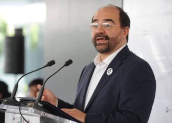 Como berrinche califica Álvarez Icaza reacción de AMLO sobre decisión de invalidar transferencia de la GN a la Sedena