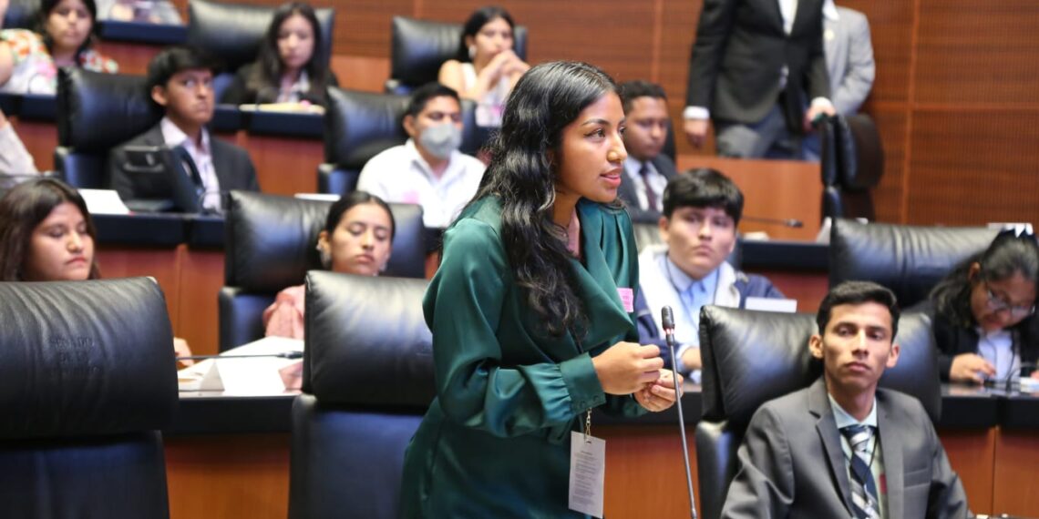 Parlamento Juvenil con la Universidad Autónoma “Benito Juárez “ de Oaxaca