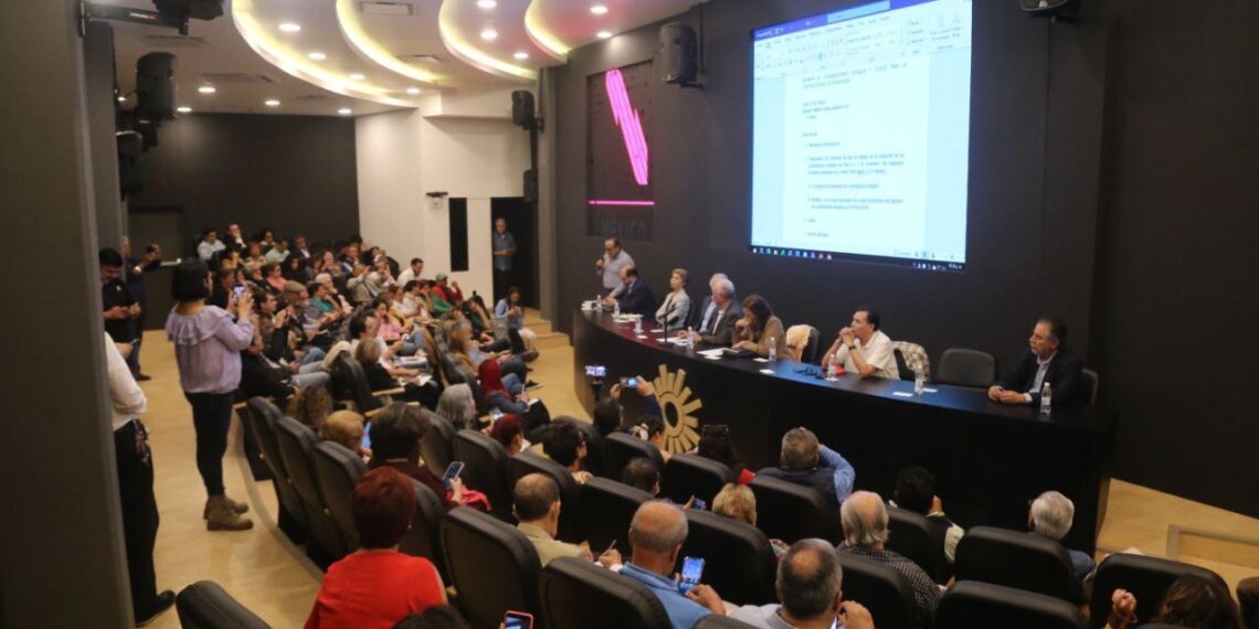 Convocan organizaciones a construir la #FUERZAROSA