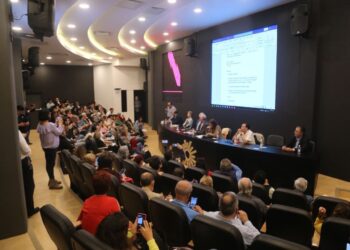 Convocan organizaciones a construir la #FUERZAROSA