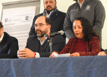 Activistas denunciarán ante la FGR a Ernestina Godoy por espionaje