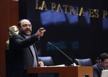 En este gobierno los cargos diplomáticos se utilizan como premio a políticos funcionales a la 4ta.