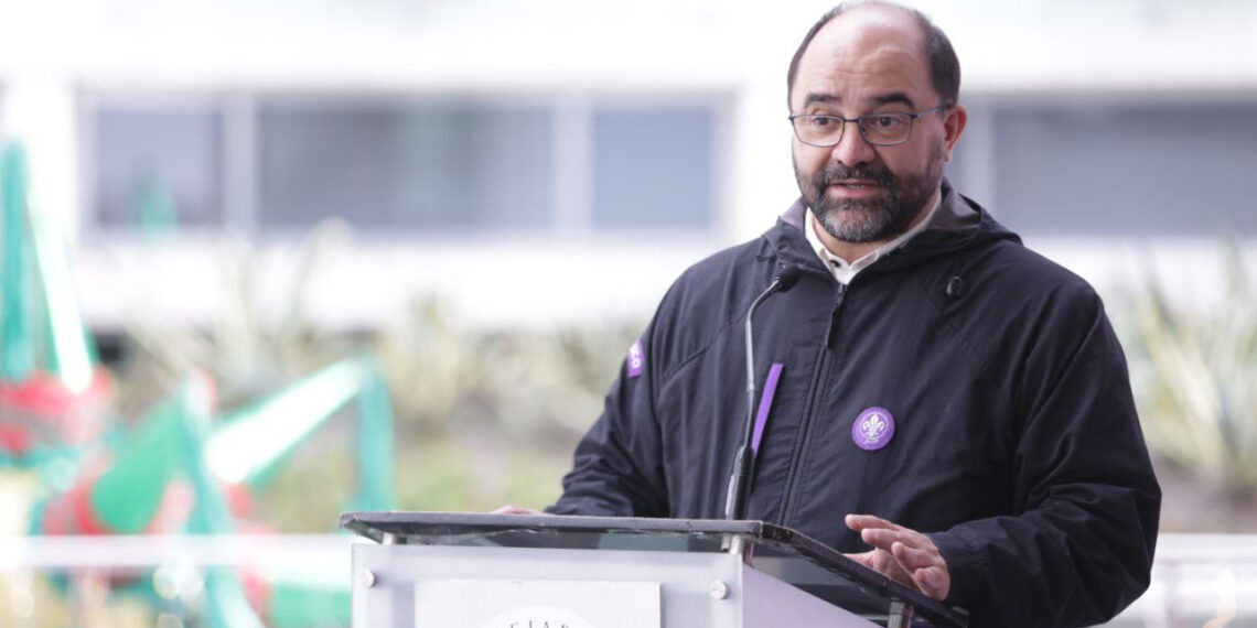 Bienvenidos y bienvenidas mujeres y hombres triquis: Expo Venta de Artesanías y Textiles Oaxaqueños en el Senado