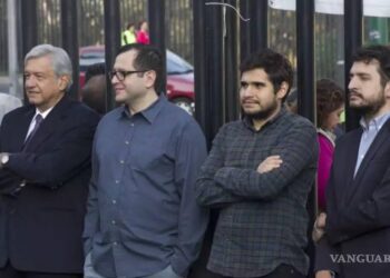 Acusa Álvarez Icaza a AMLO de ser cómplice de los negocios de sus hijos