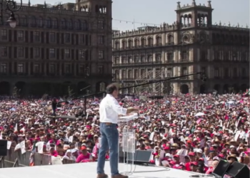 De las redes a las calles