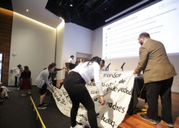 Presentación del libro “Madre Buscadora. Crónica de la desesperación”.