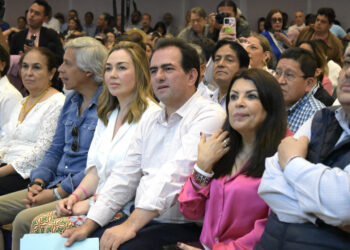 Plática ciudadana con Pepe Yunes