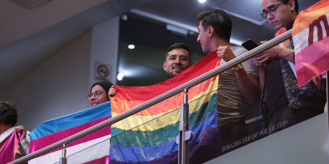 Votamos a favor de prohibir las mal llamadas terapias de conversión #NadaQueCurar