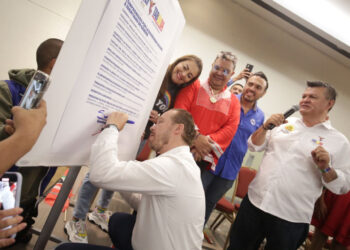 Comparto los compromisos por la diversidad sexual e identidad de género para la CDMX, suscritos hoy por Santiago Taboada