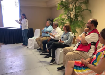 Firma de compromisos con Lucy Meza y José Luis Urióstegui desde Cuernavaca