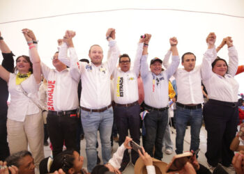 La #MareaRosa estuvo frente a Bellas Artes en la CDMX