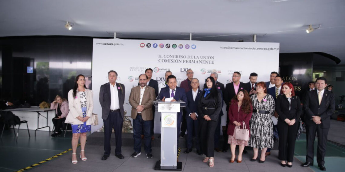 Rueda de prensa sobre la necesidad de atender y fomentar el turismo en México